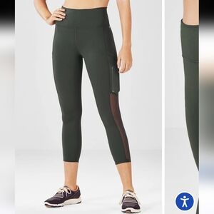 Fabletic Powerhold On The Go Everglade Mesh Panel Capri Leggings XS